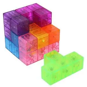 [00143315] MAGIC MAGNETIC CUBE                               